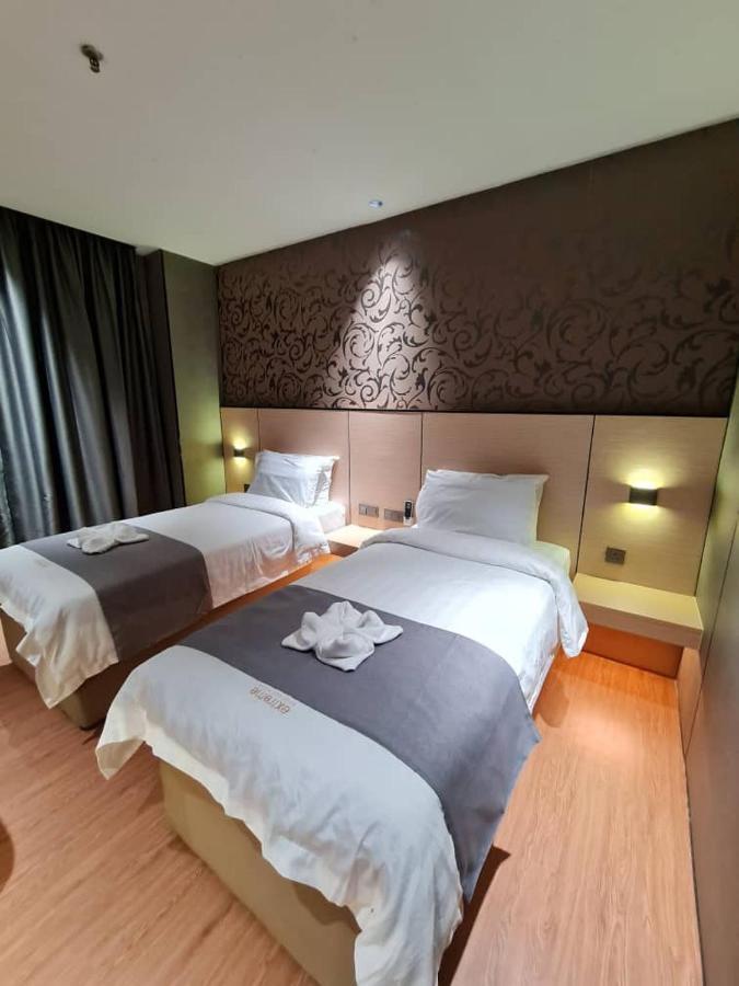 Extreme Boutique Hotel Kluang Esterno foto