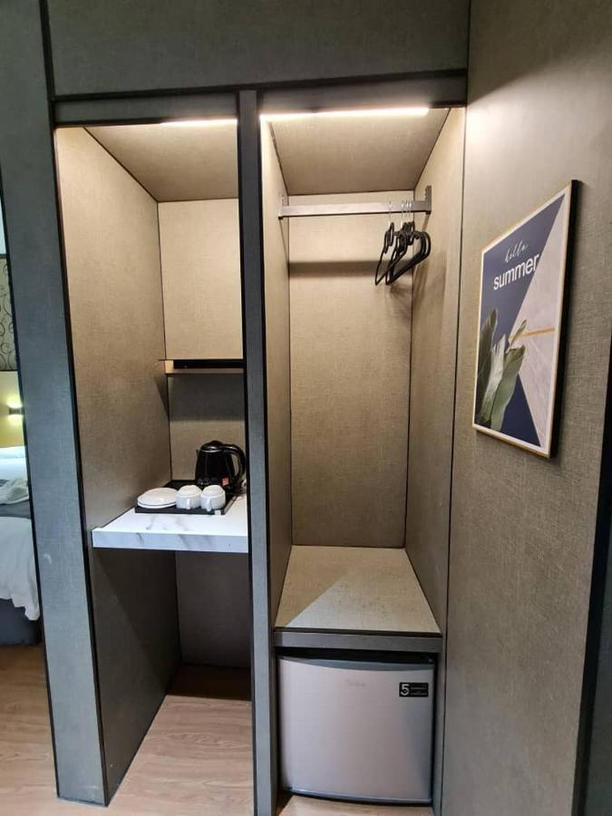 Extreme Boutique Hotel Kluang Esterno foto